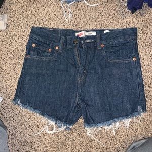 Women’s Levi Jean shorts